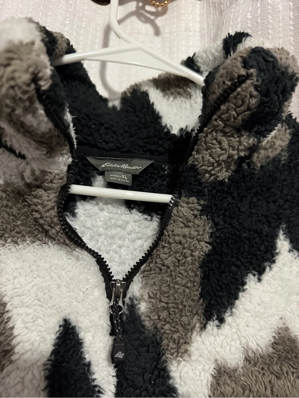 Eddie Bauer Fuzzy Jacket (Unisex)
